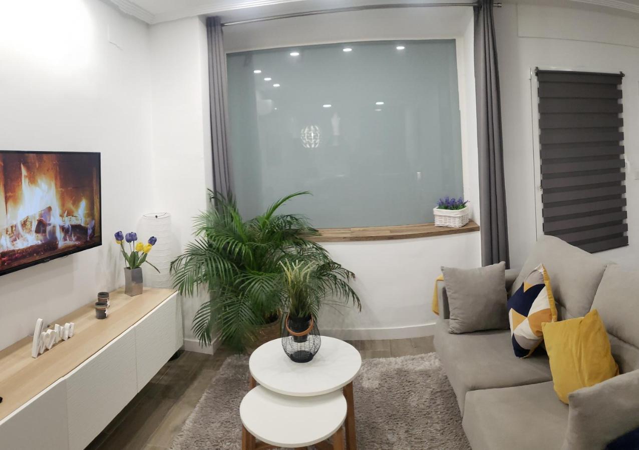 Loft Sevilla 16 Apartamento *