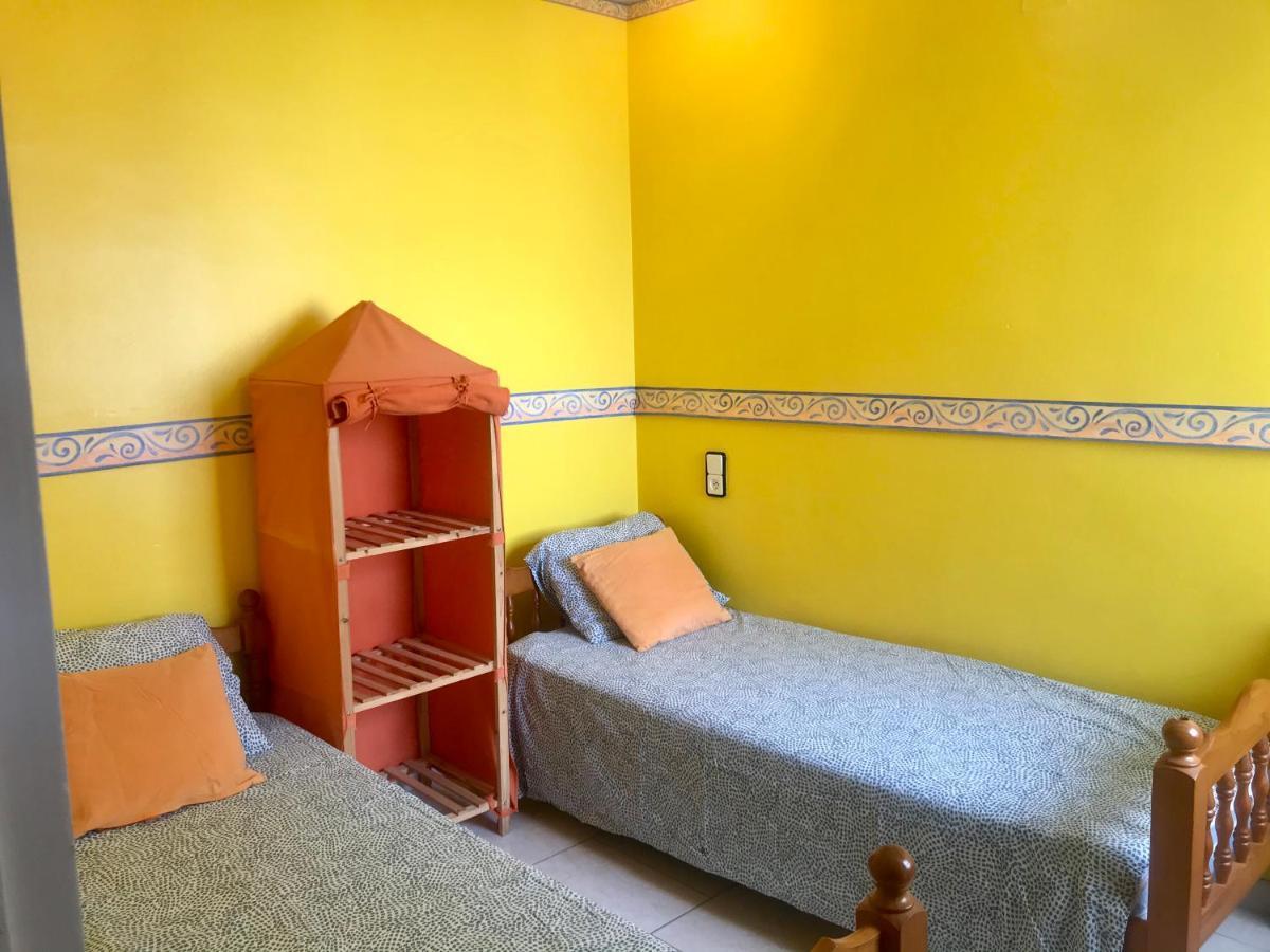 Dulce Vida 1, Apartamento Con Piscina Comunitaria, Vistas Al Mar Y Wifi Rosas