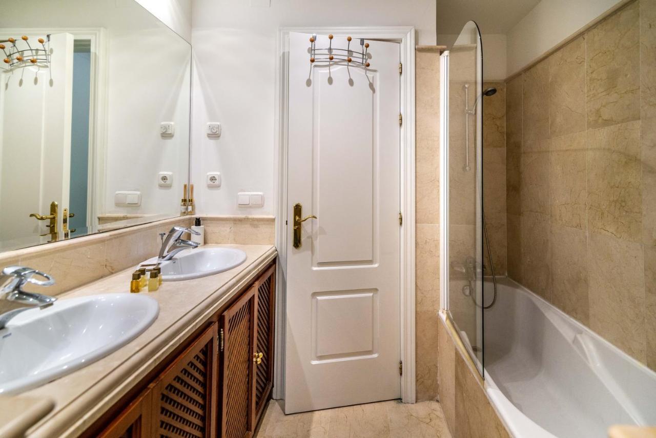 Villa Villa Tiger Woods Golfing Marbella Old Town Marbella