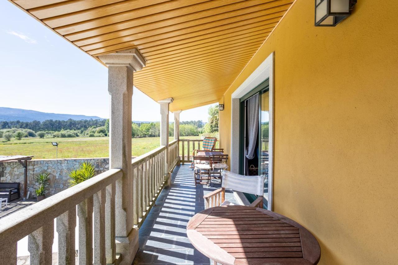 Le Llar, Casa Con Piscinas Cerca De Santiago De Compostela Сasa de vacaciones