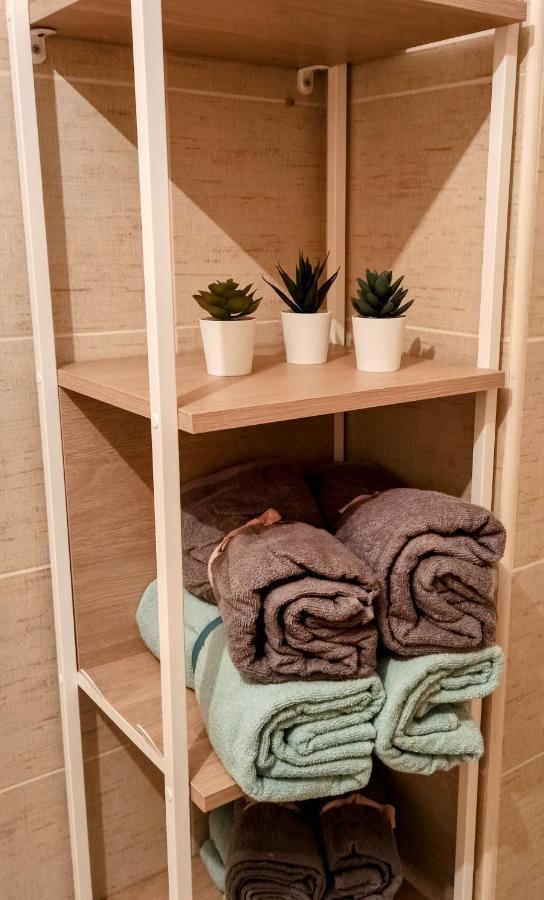 Apartamento Con Piscina Terraza Y Parking Apartamento *