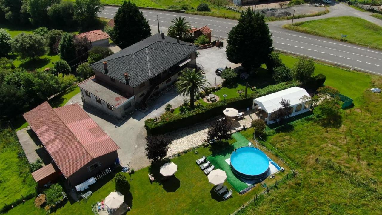 Country house Casa Madrazo Con Piscina Y Parrillas Praves