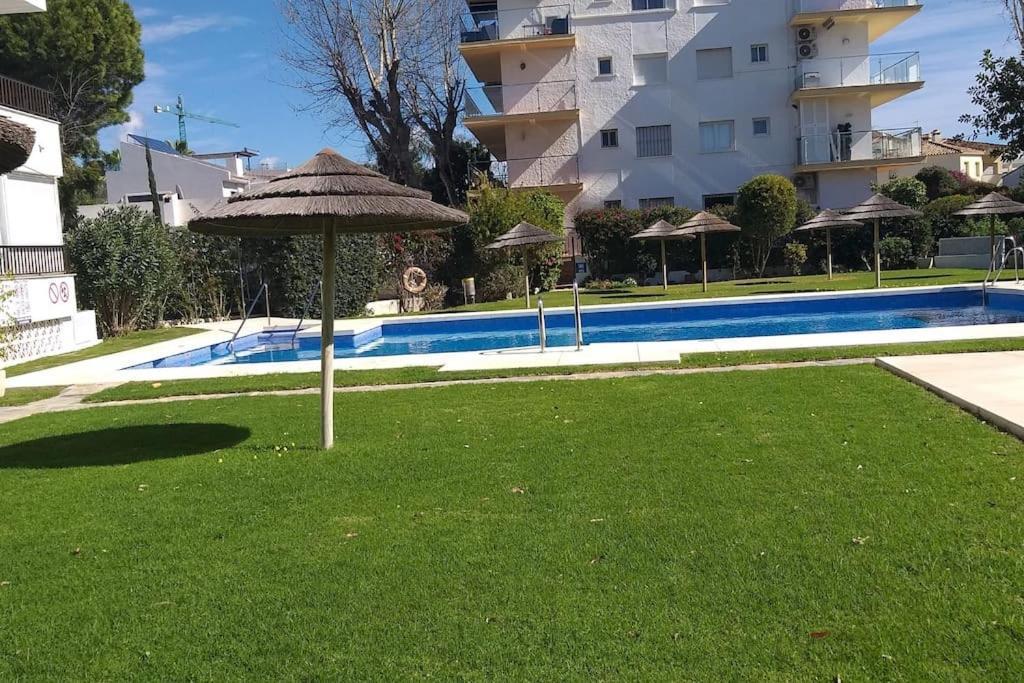 Apartamento En La Milla De Oro, A 100m De La Playa * Marbella