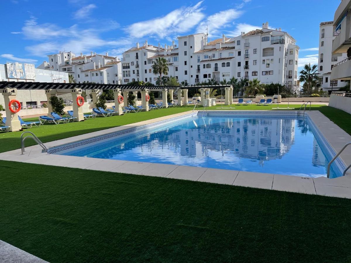 Puerto Banus Moderno