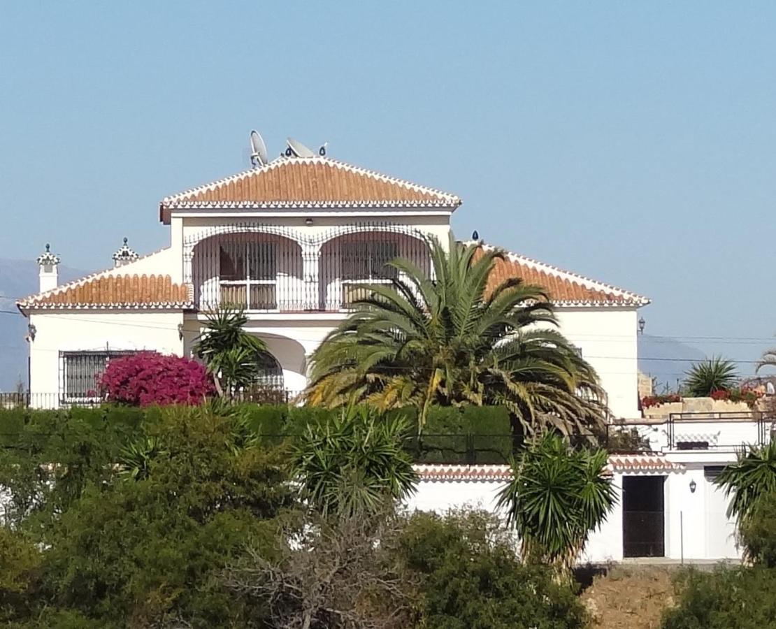 Beautiful Montebello In With Private Pool Villa