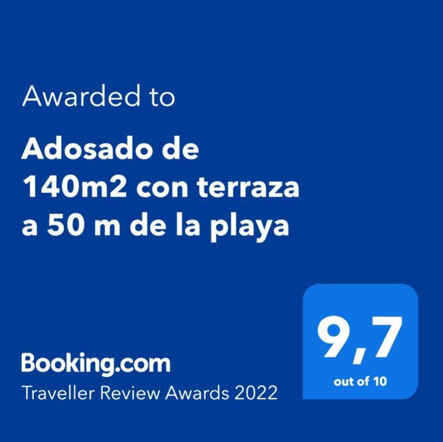 Сasa de vacaciones Adosado De 140m2 Con Terraza A 50 M De La Playa Dénia