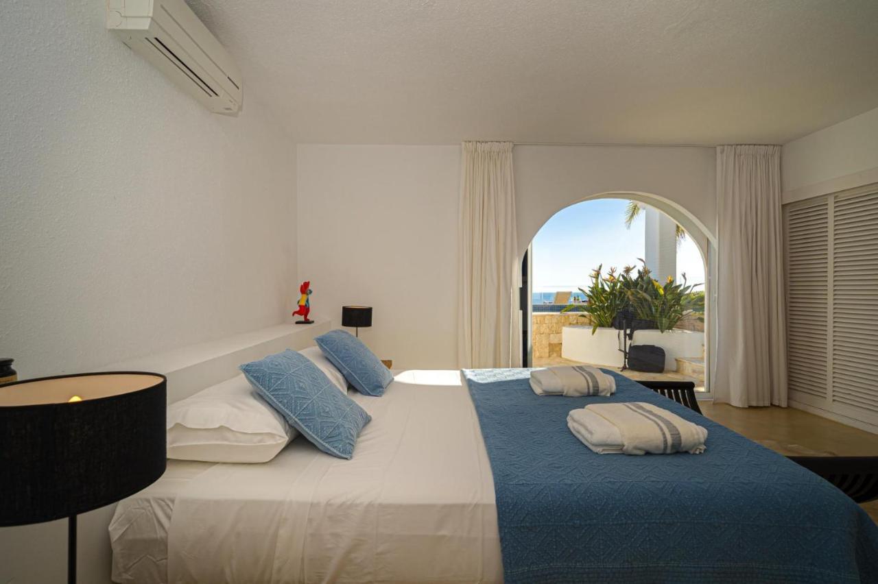 Vertigo- Managed By Almarina Villa
