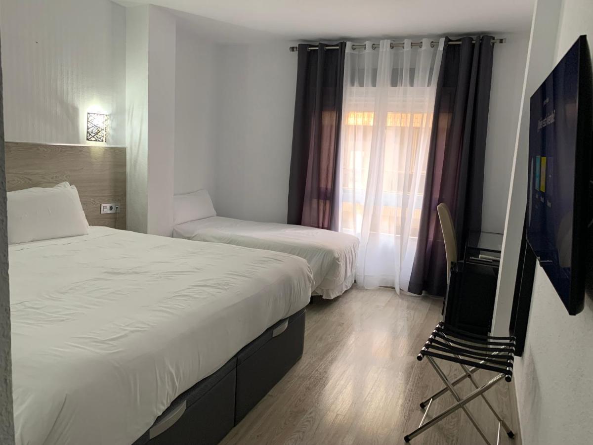 Hotel Carlos Iii Águilas