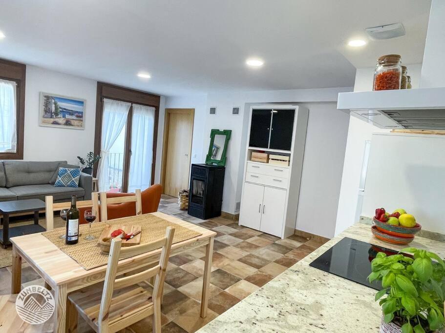 Casa Zunbeltz De 3 En Plena Montana