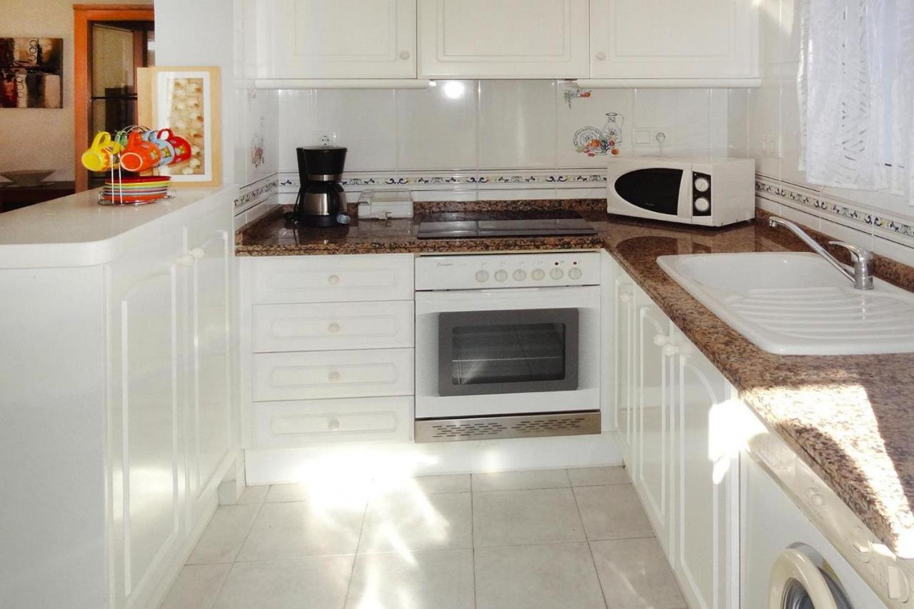 Сasa de vacaciones Holiday Home,