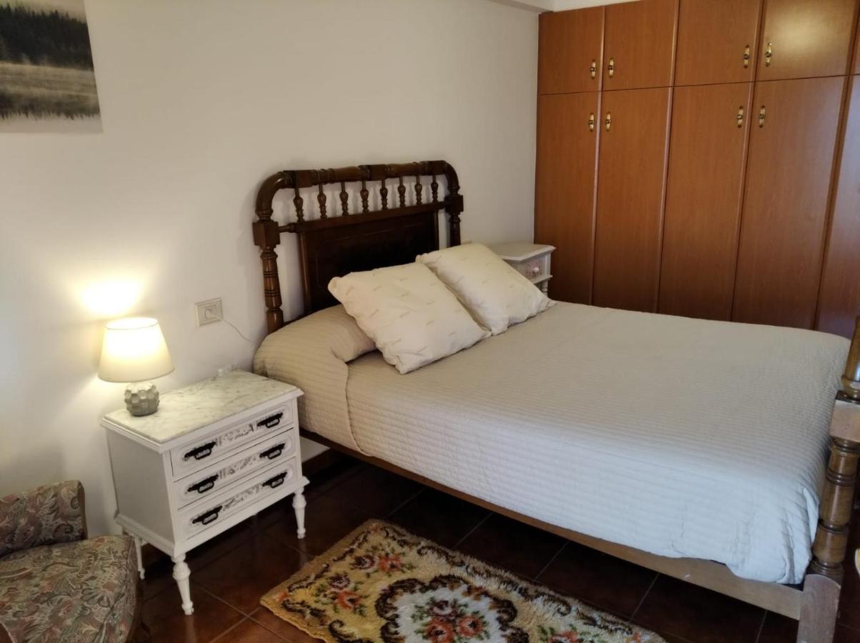 Сasa de vacaciones Casa Laguiñas En *