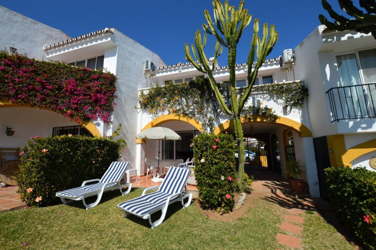 Holiday home Calahonda - Sleeps 6 - Parking - Garden - Pool