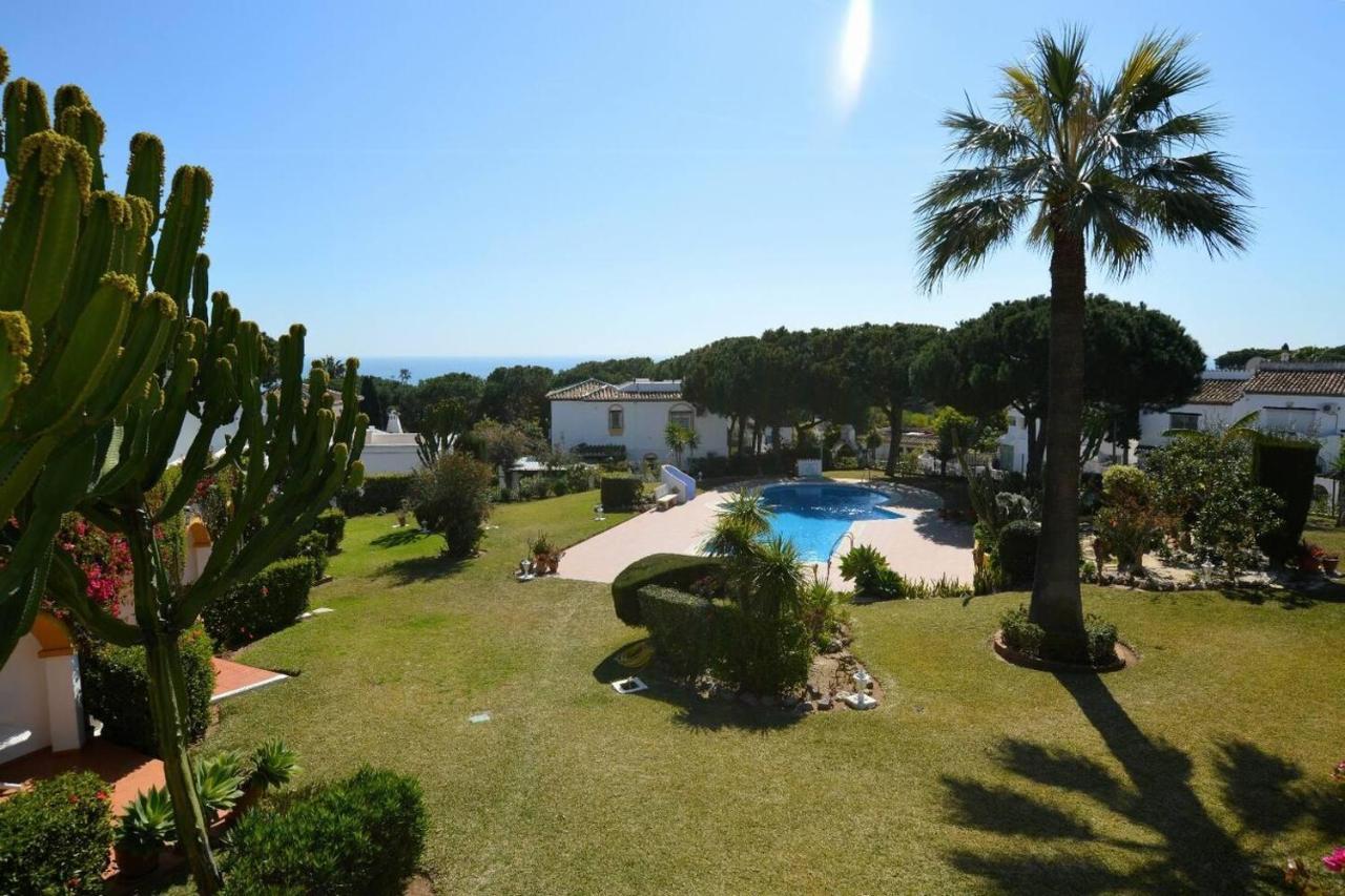 Calahonda - Sleeps 6 - Parking - Garden - Pool Sitio de Calahonda
