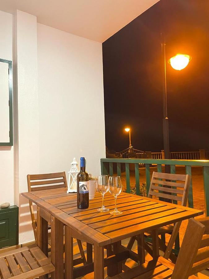 Apartamento Primera Línea En Piscinas Naturales. Barlovento