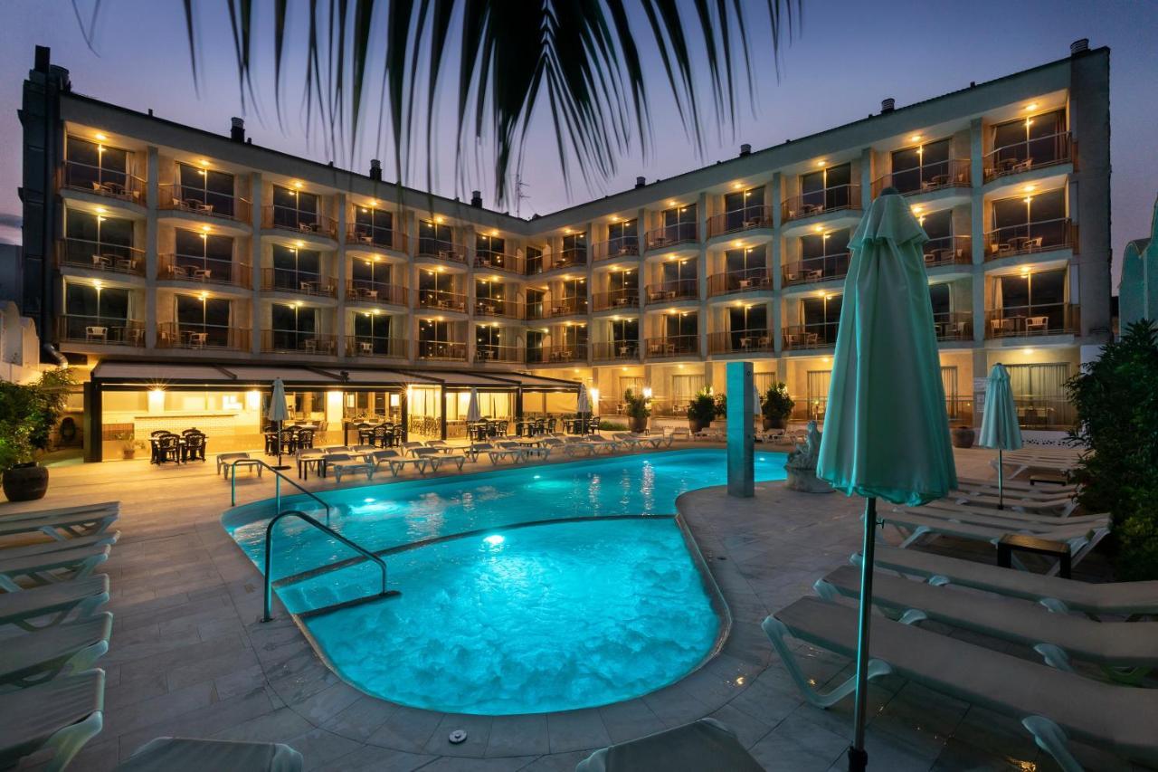 Apartahotel Miami Park