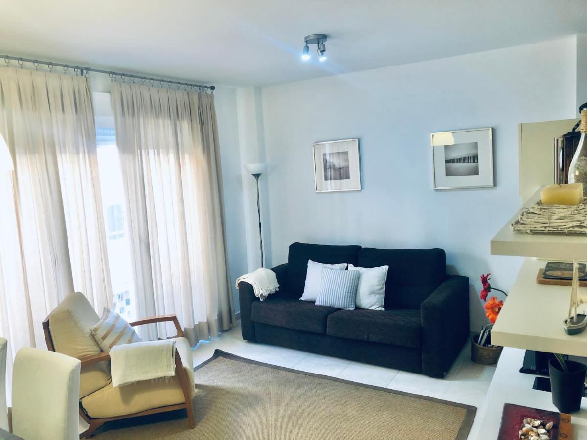 Edificio Castell Apartment