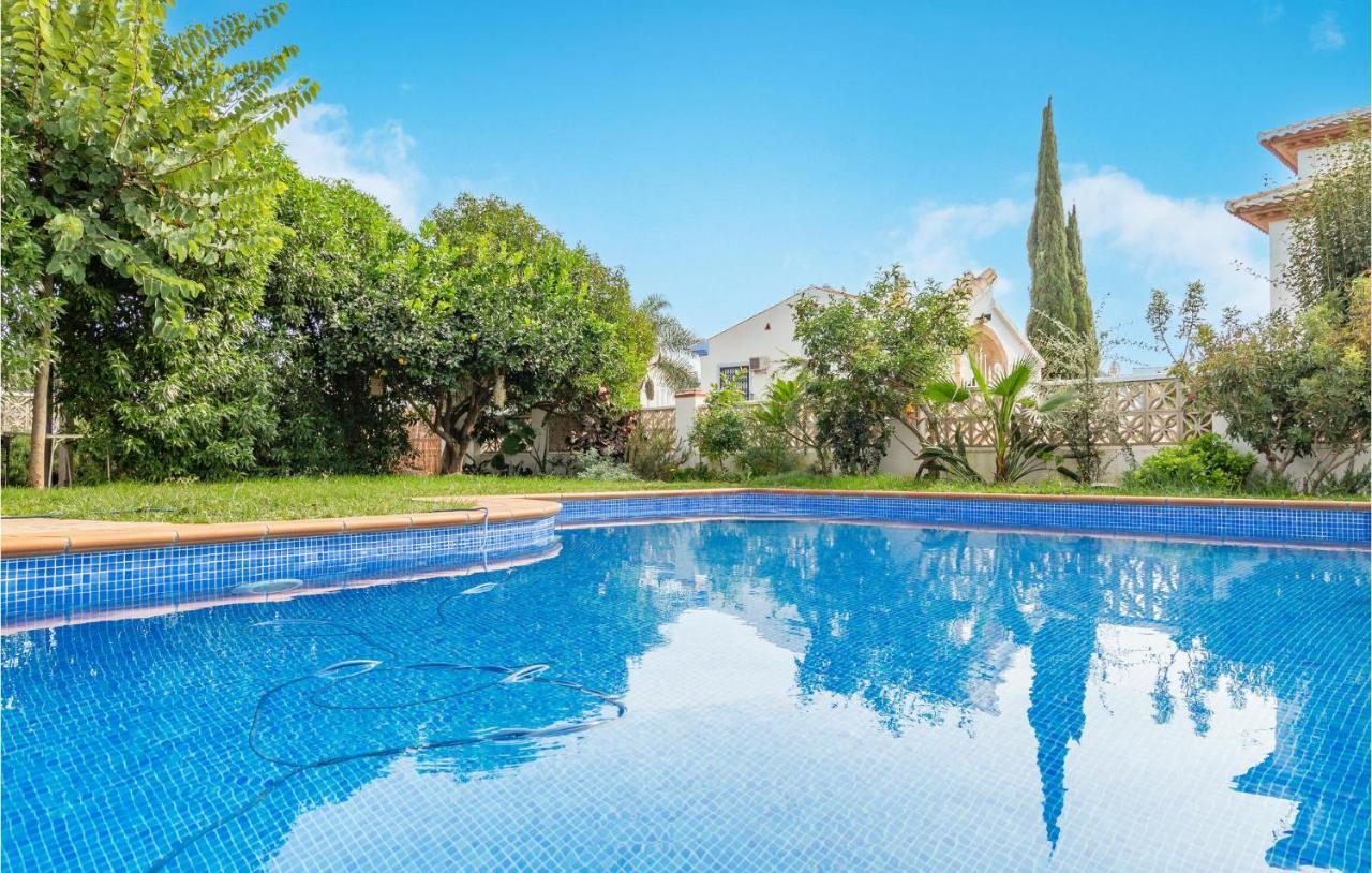 Сasa de vacaciones In Velez Malaga With Kitchen