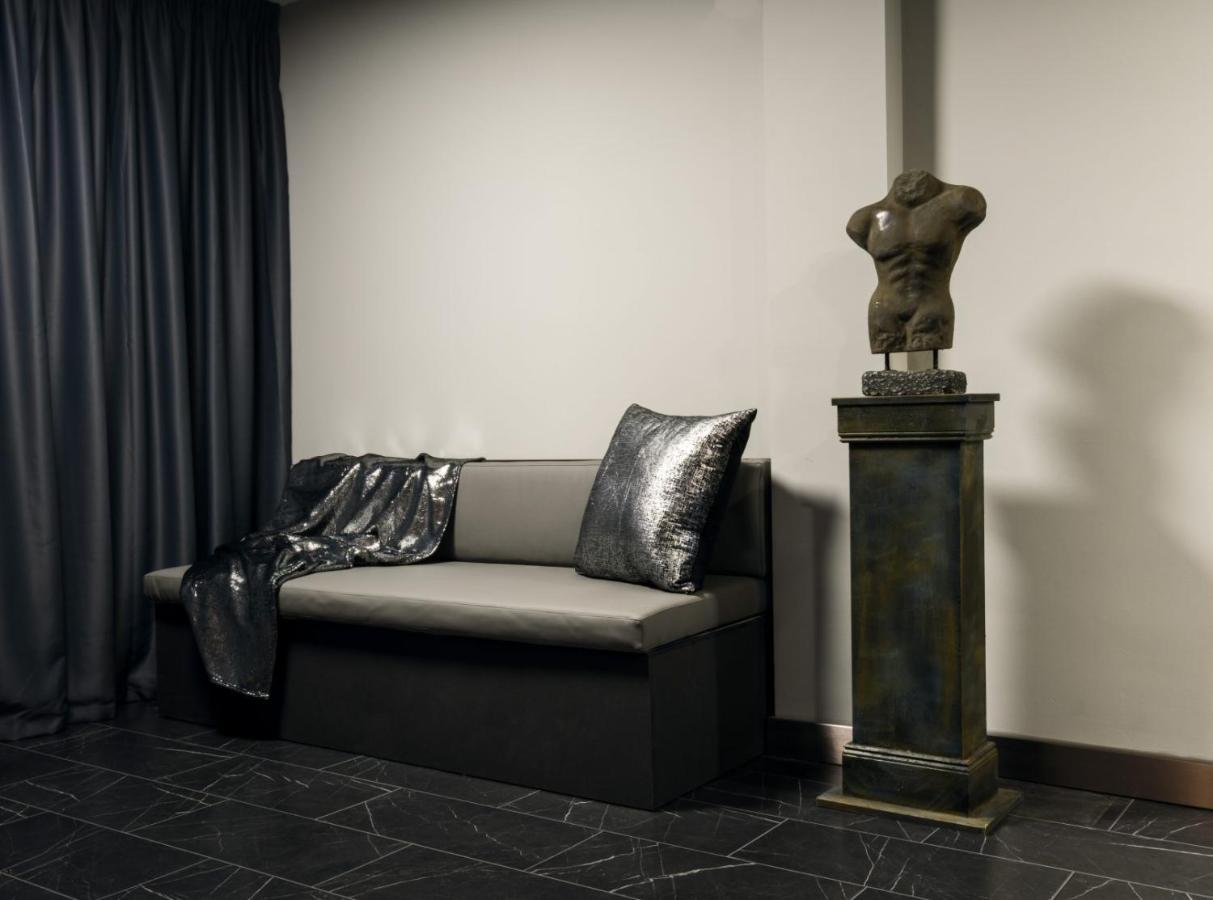 Cristal Rooms *