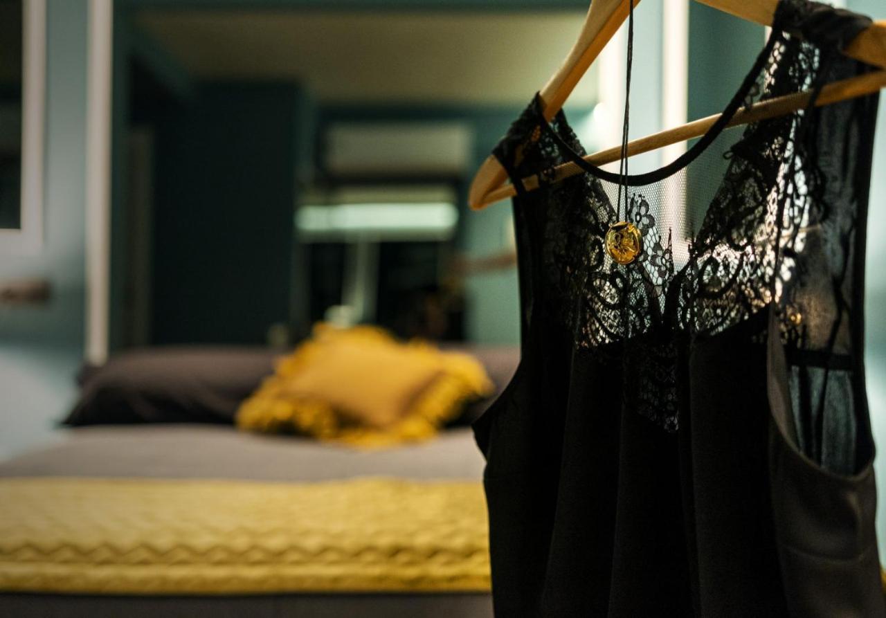 Cristal Rooms Hotel del amor *