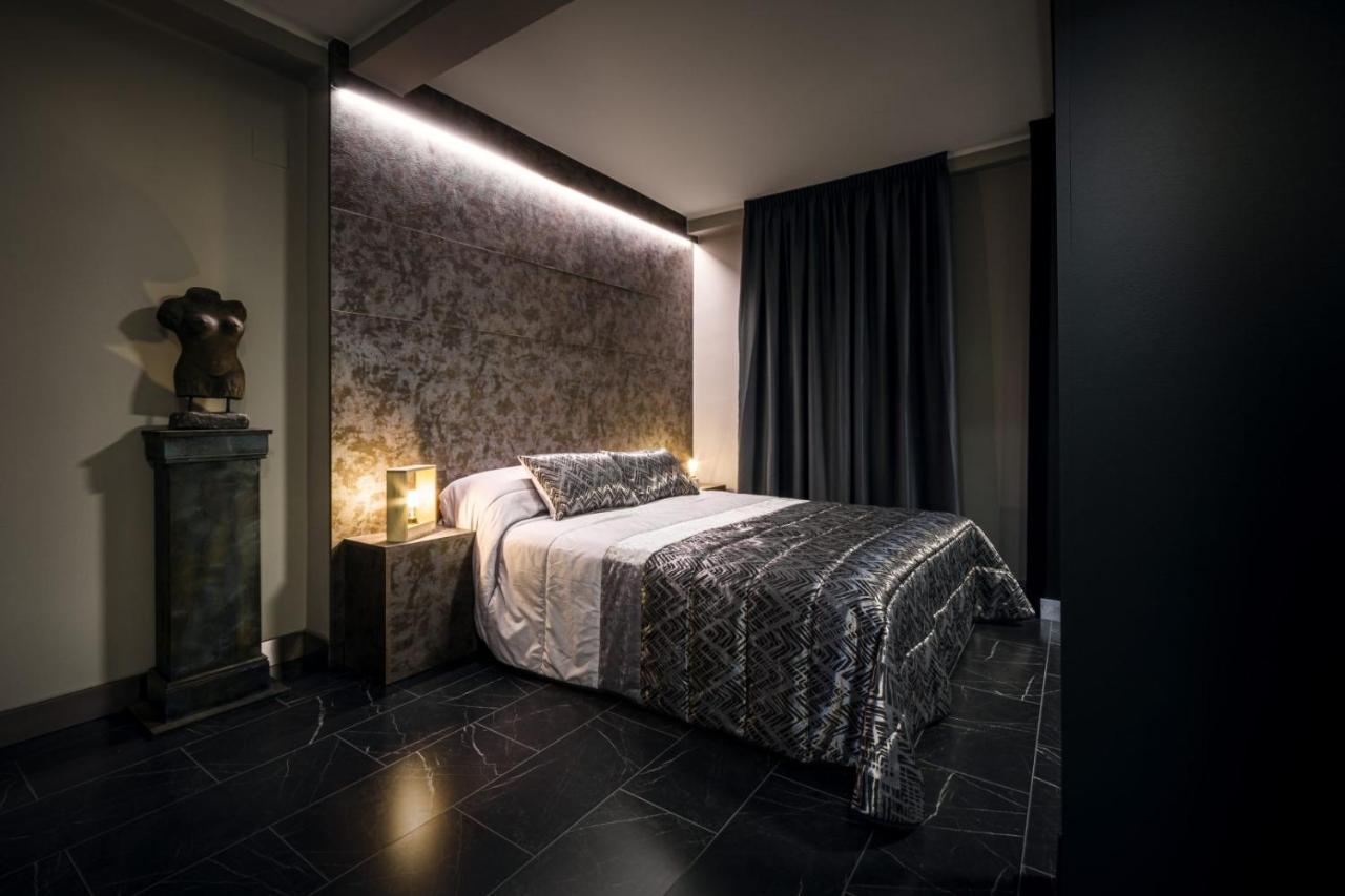 Cristal Rooms Hotel del amor *