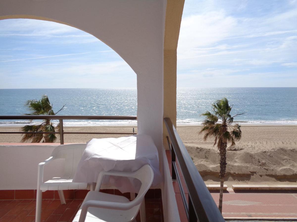 Benedicto Xiii: Beachfront With Parking & Modern Amenities *