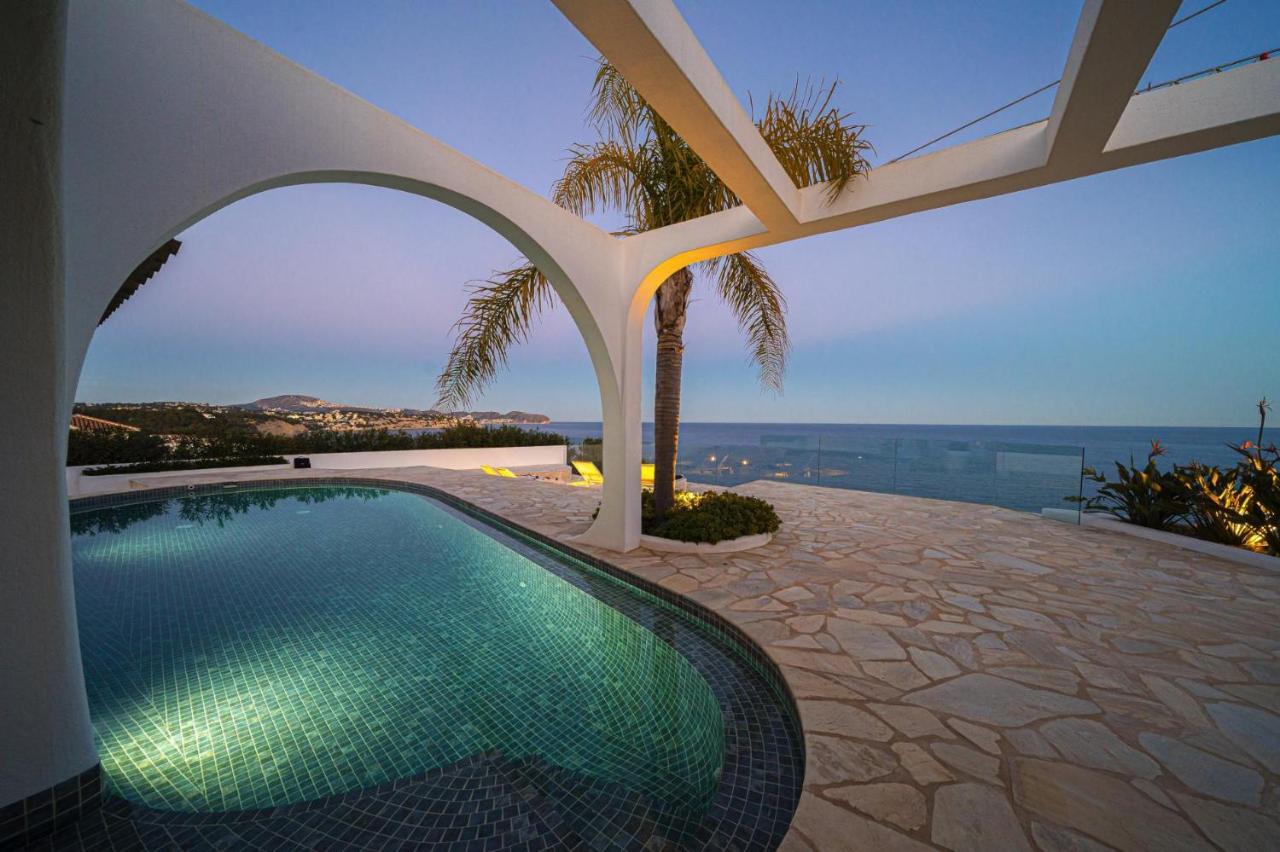 Villa Vertigo- Managed By Almarina *