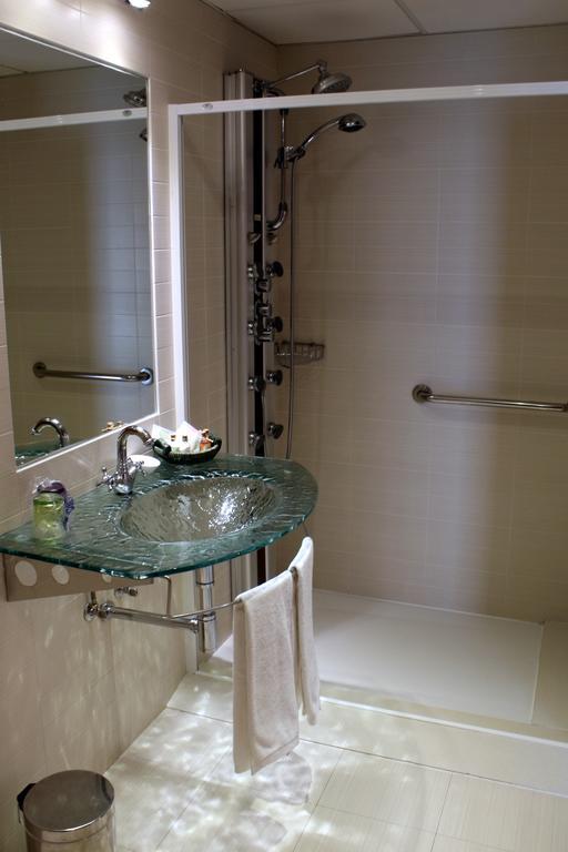 Hotel Fontaninas 3*