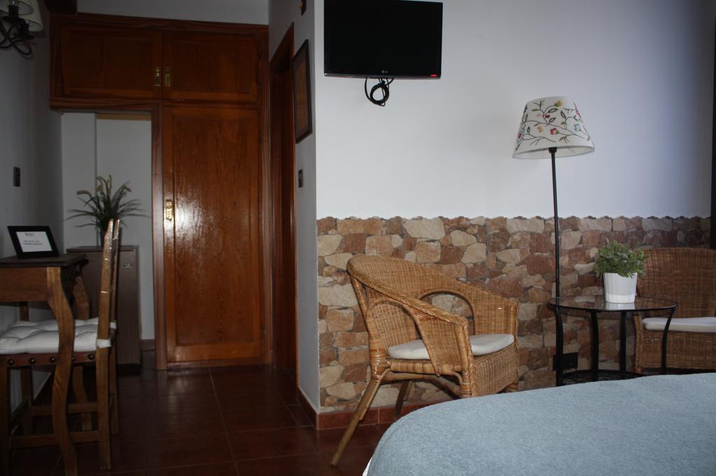 Mesón Del Gallo 2*