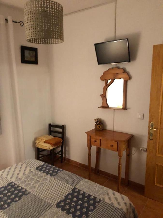El Almendro De Fuentes Nuevas Holiday home