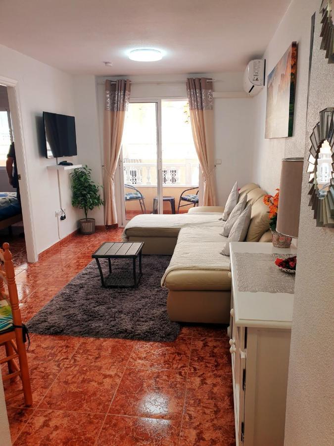 Lovely 2-bed In Near Beach Apartment