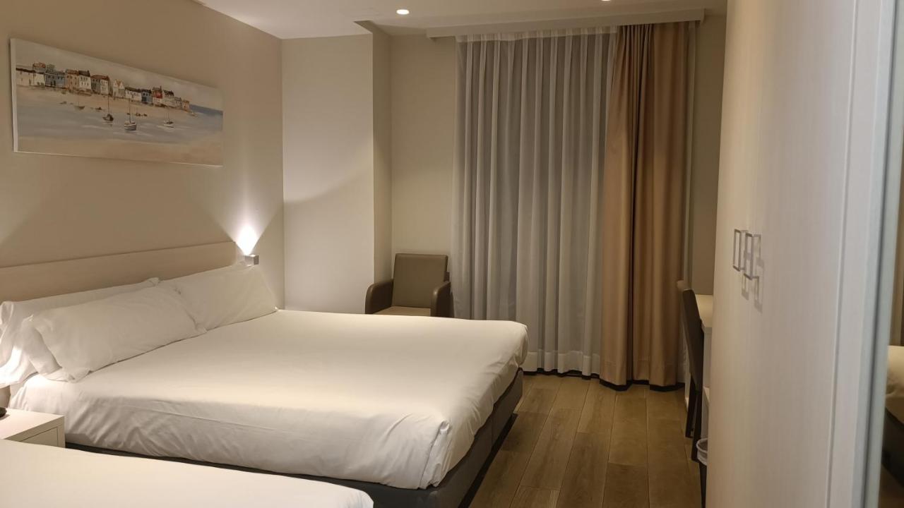 Centre Hotel 3*