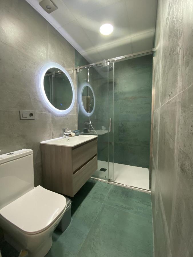 Martina 4 Bedroom With Air Conditioning & Private Swimming Pool Ideal For Families