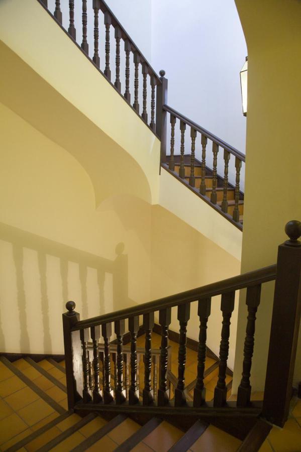 Palacio Descalzos Tudela