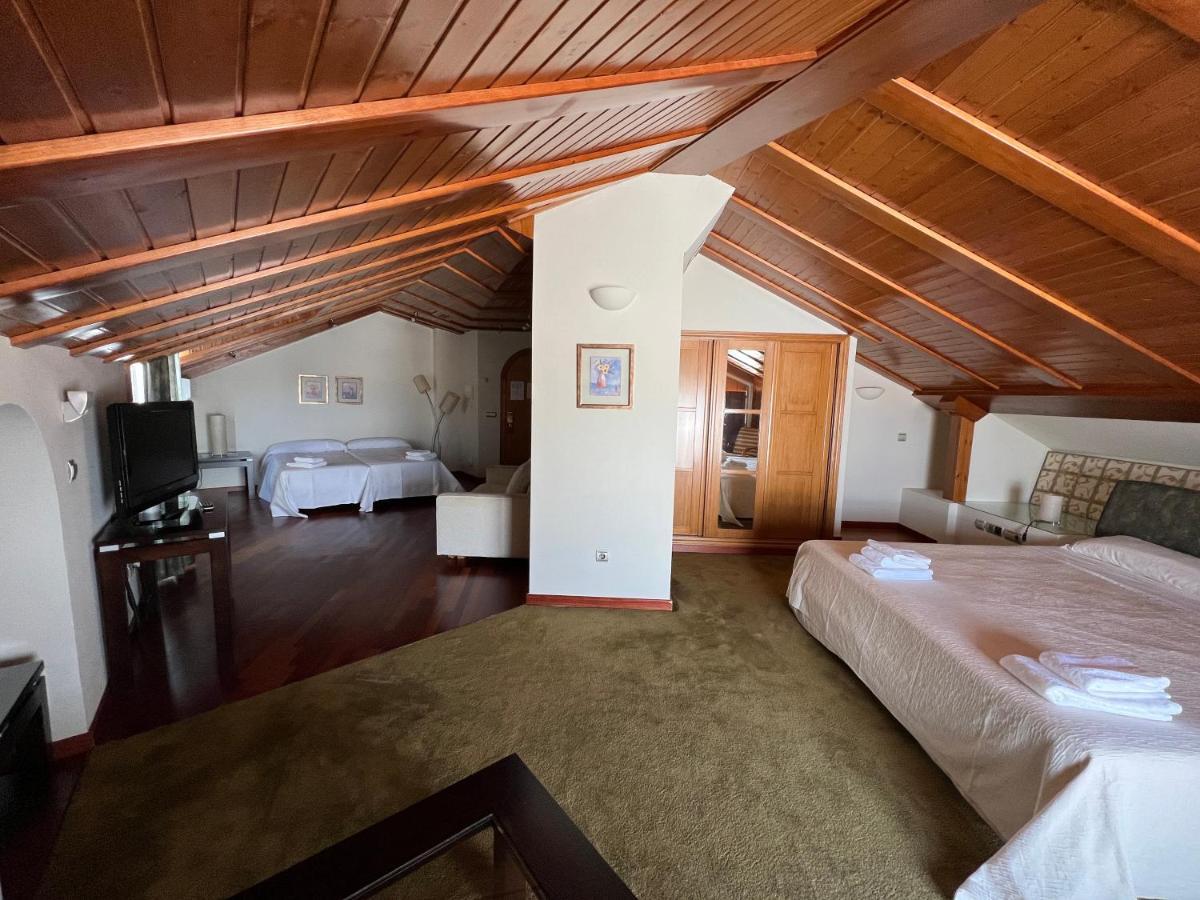 Eras Hotel