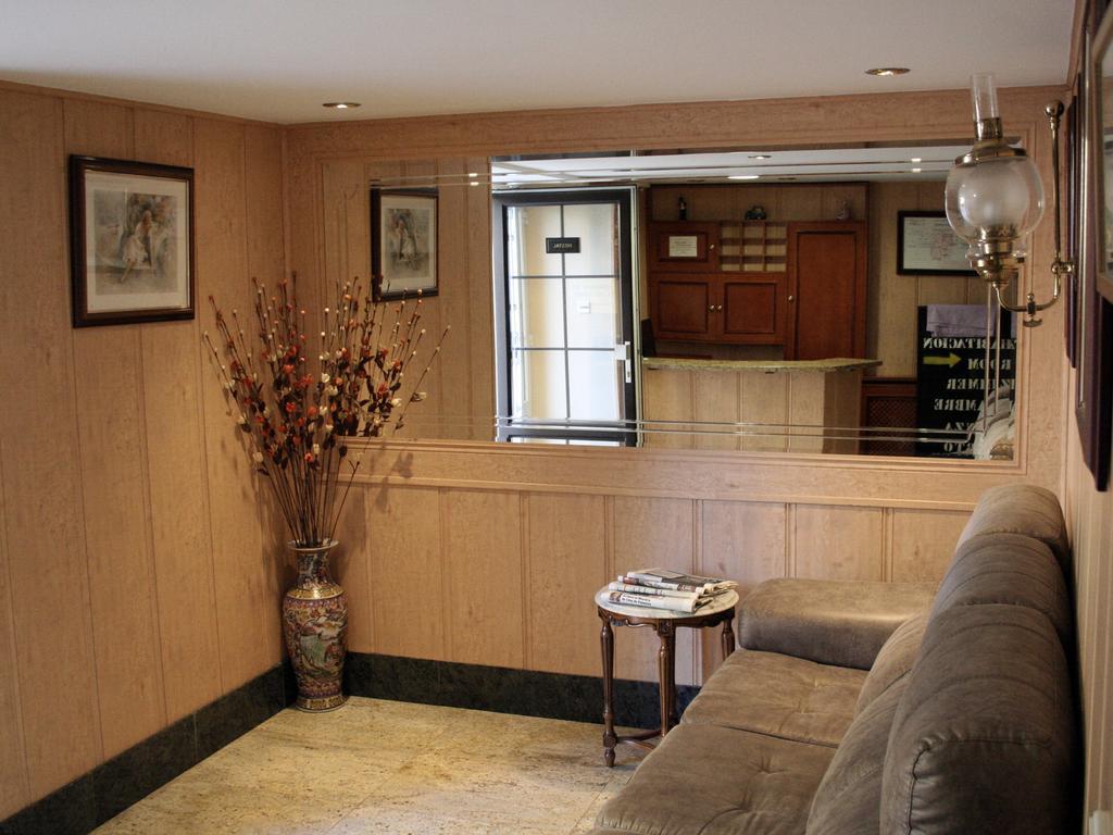 Guest house La Corte *