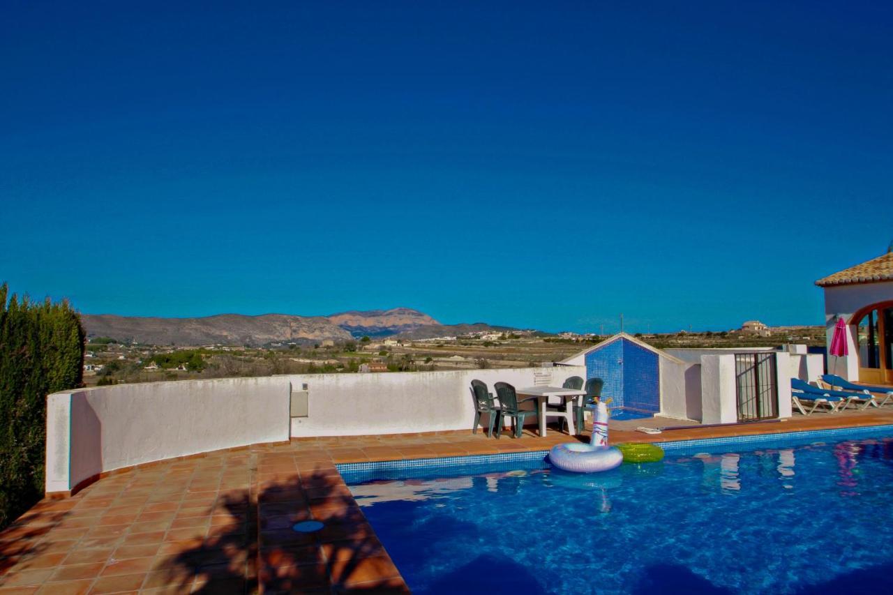 Pepa - Beautiful Little House In Pretty Grounds With Lovely Views In Benissa Villa