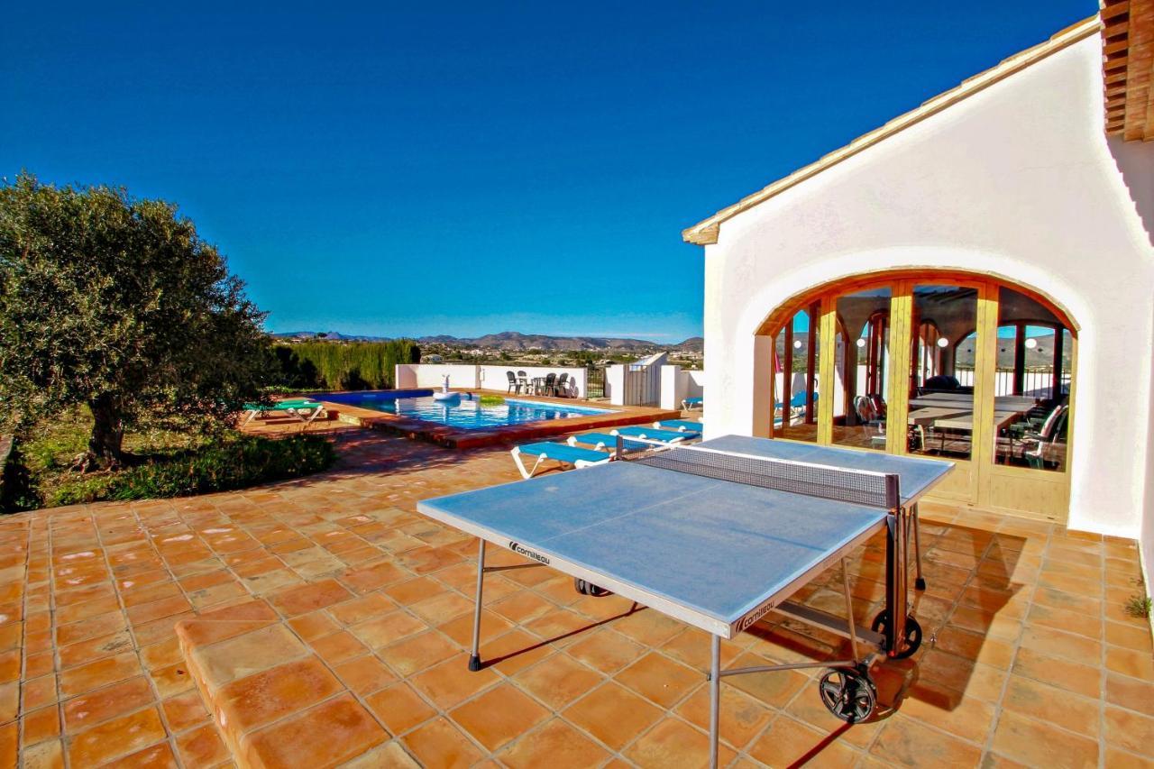 Villa Pepa - Beautiful Little House In Pretty Grounds With Lovely Views In Benissa *