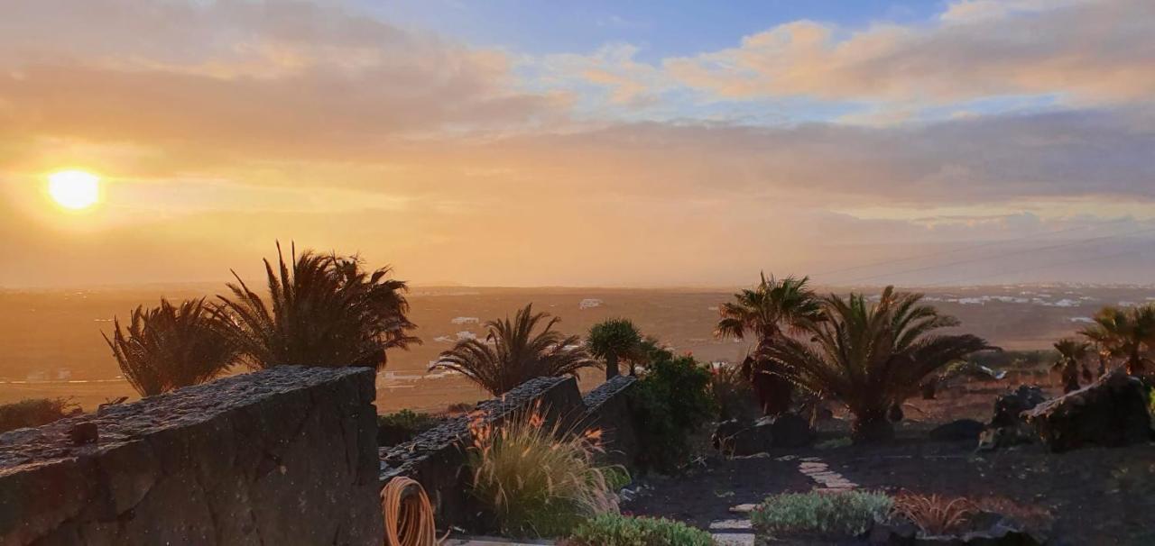 Luxury Studio, Sea View, Pool * La Asomada (Lanzarote)