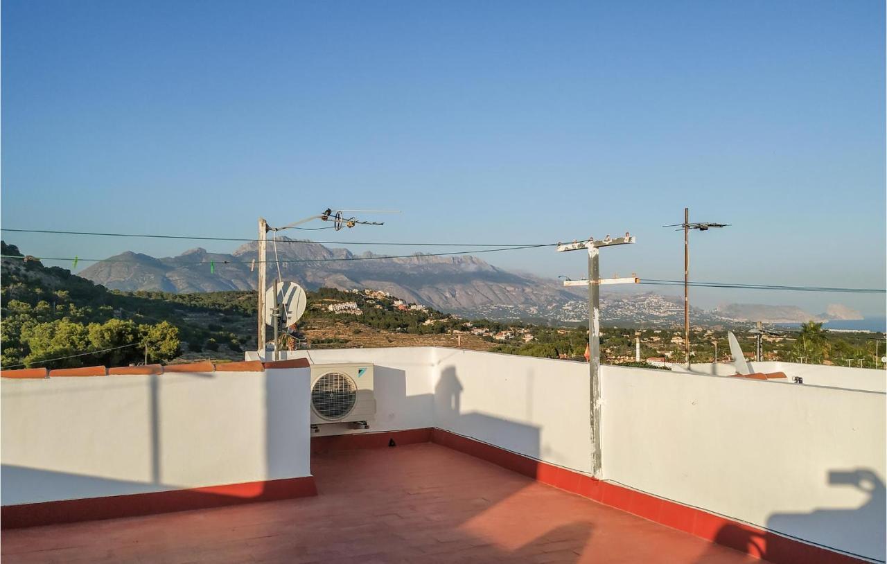 Сasa de vacaciones Awesome In With 2 Bedrooms, Wifi And Outdoor Swimming Pool *