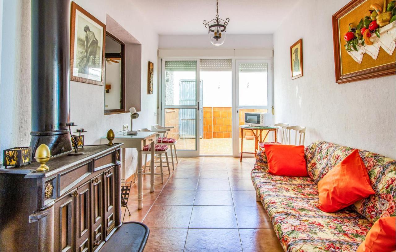 Beautiful In Playa Honda With Kitchen Apartment
