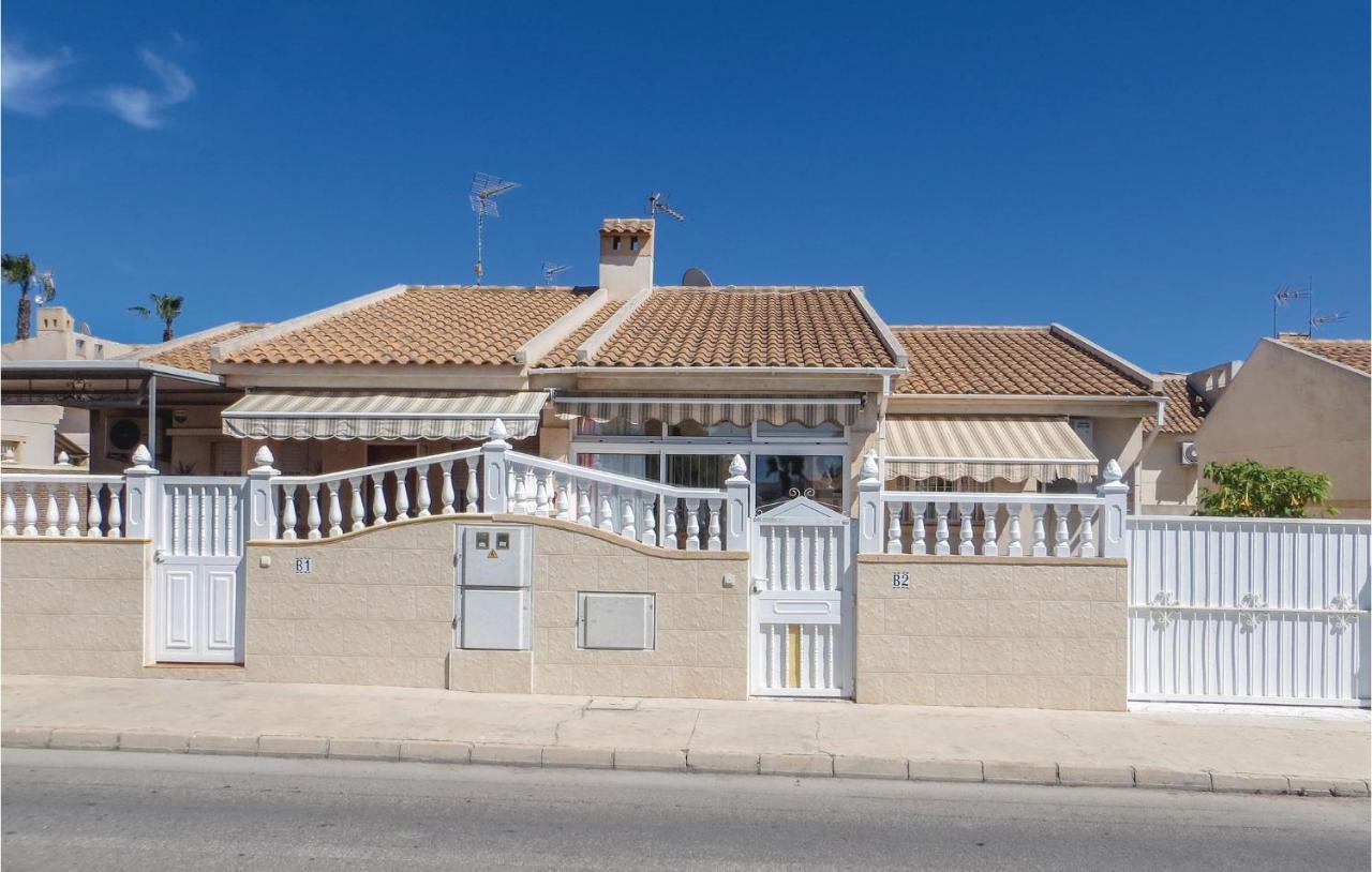 Сasa de vacaciones 2 Bedroom Lovely In Torrevieja
