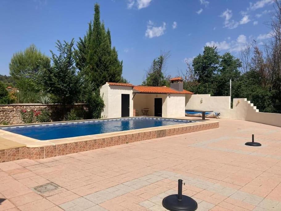 Vakantievilla Met Groot Zwembad Heeft 4 Slaapkamers En Is Geschikt Voor 8 Personen, Ideaal Voor 1 Of 2 Gezinnen. Ligt In 1 De Mooiste Vallei Spanje Het Huis Grenst Aan Prachtig Natuurgebied  Villa *