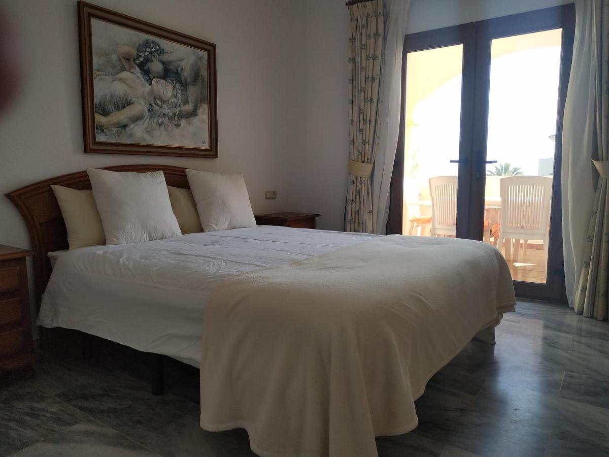 Duquesa Port, Beautiful 3 Bedrooms Apartment, Ideal For Families And Golfers, Md Manilva