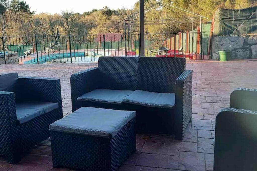 Entero Con Piscina Y Jardin. * Ourense