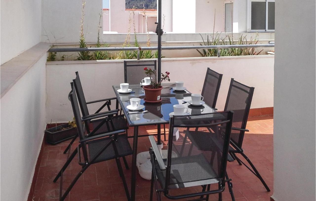 Apartamento Stunning In With 3 Bedrooms