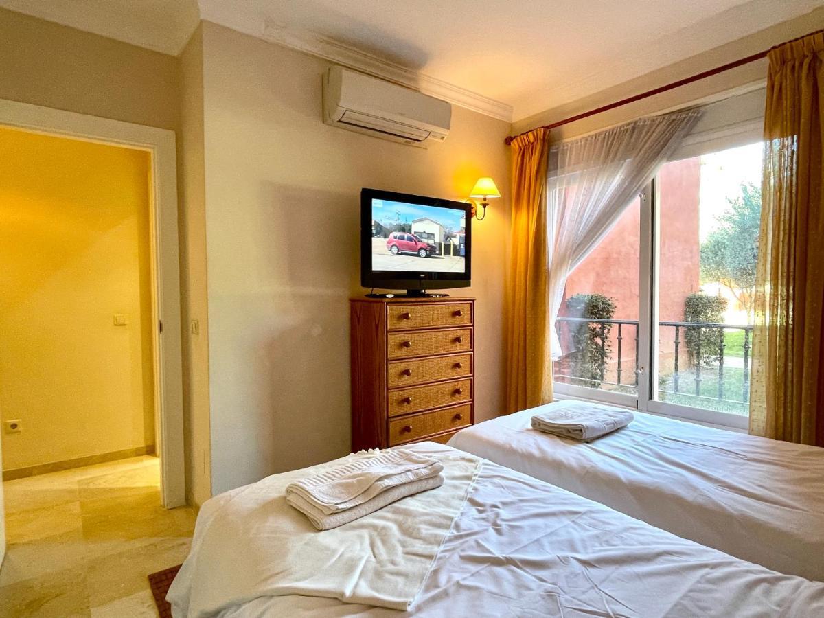 Pool View Golf Family Ground Floor Terrace With Barbecue In Costa Apartment *