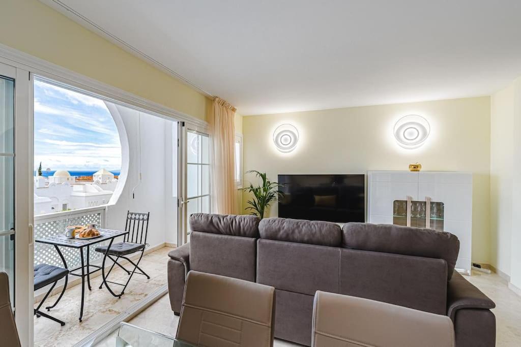Large House With Garden And Direct Access To The Pool Callao Salvaje
