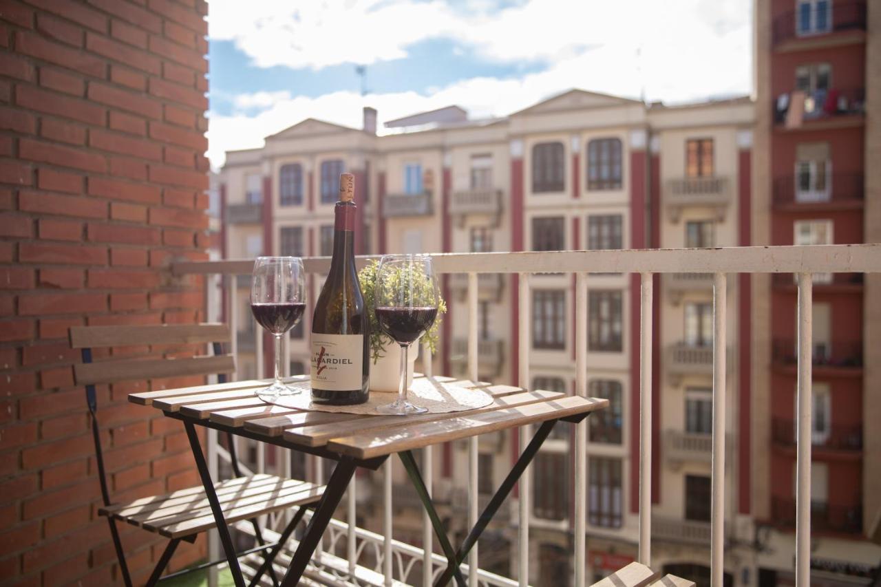 Ayuntamiento Av De La Paz * Logrono