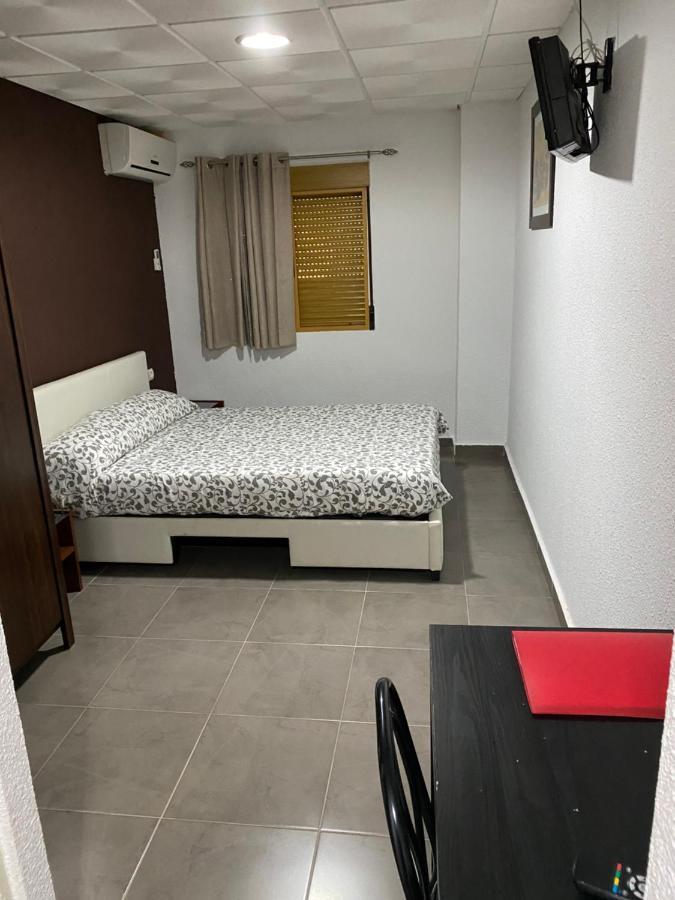 Hotel Restaurante Rural Cau Blanch 3*
