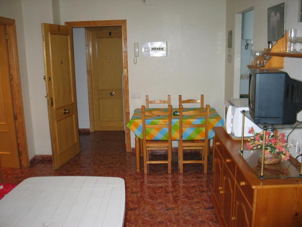 Raymar Aparthotel 2*